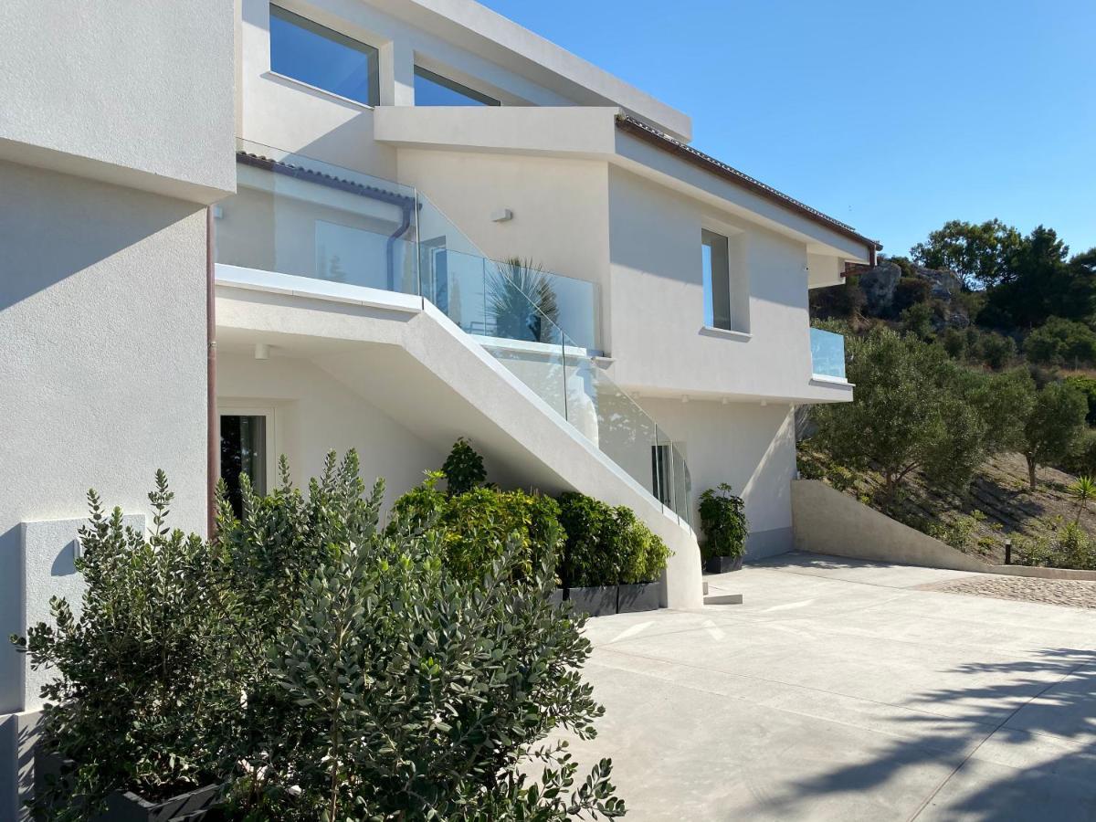 Il Mare Di Giu Boutique Guesthouse Licata Exterior photo