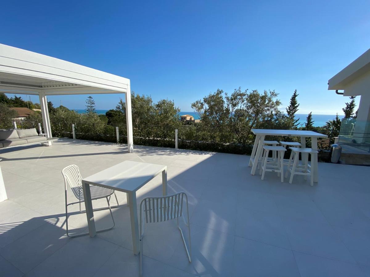 Il Mare Di Giu Boutique Guesthouse Licata Exterior photo